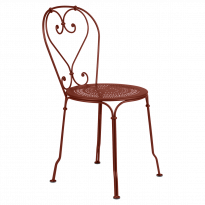 Chaise 1900 de Fermob, ocre rouge