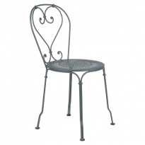 Chaise 1900 de Fermob gris orage