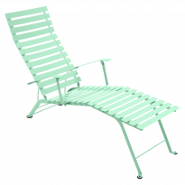 Chaise longue pliante BISTRO de Fermob, Vert opaline