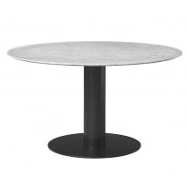 Table basse 2.0 de Gubi, base noire, Marbre blanc